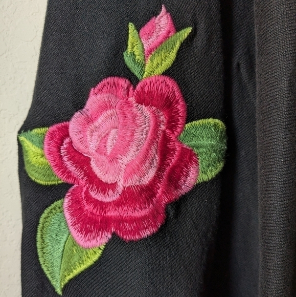 Michael Simon Cotton Cashmere Blend Floral Embroidered Poncho Plus Size 1X - Picture 8 of 13